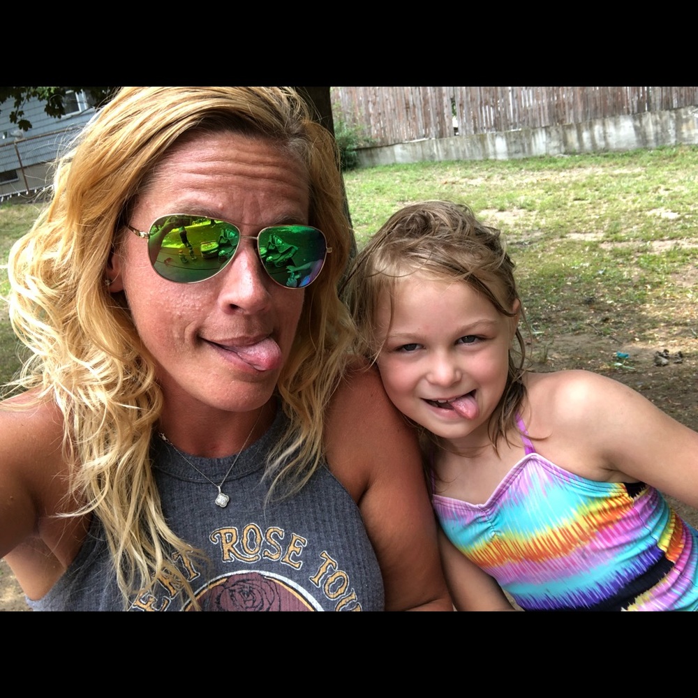 Meet your Posher, Kelly - Picture 6 of 8